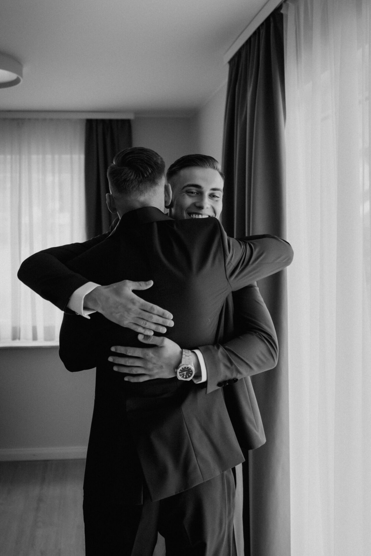 Hochzeitsfotograf Fotoshooting Kierspe Hochzeitsvideograf Kameramann Hochzeitsfotografen Fotoreportage Hochzeitsreportage Hochzeitsfilm Videoclip Drohne Meinerzhagen Lüdenscheid Olpe Siegen Finnentrop Gummersbach Attendorn Wipperfürth Overath Lennestadt Freudenberg Halver Lindlar Schalksmühle Breckerfeld Hagen