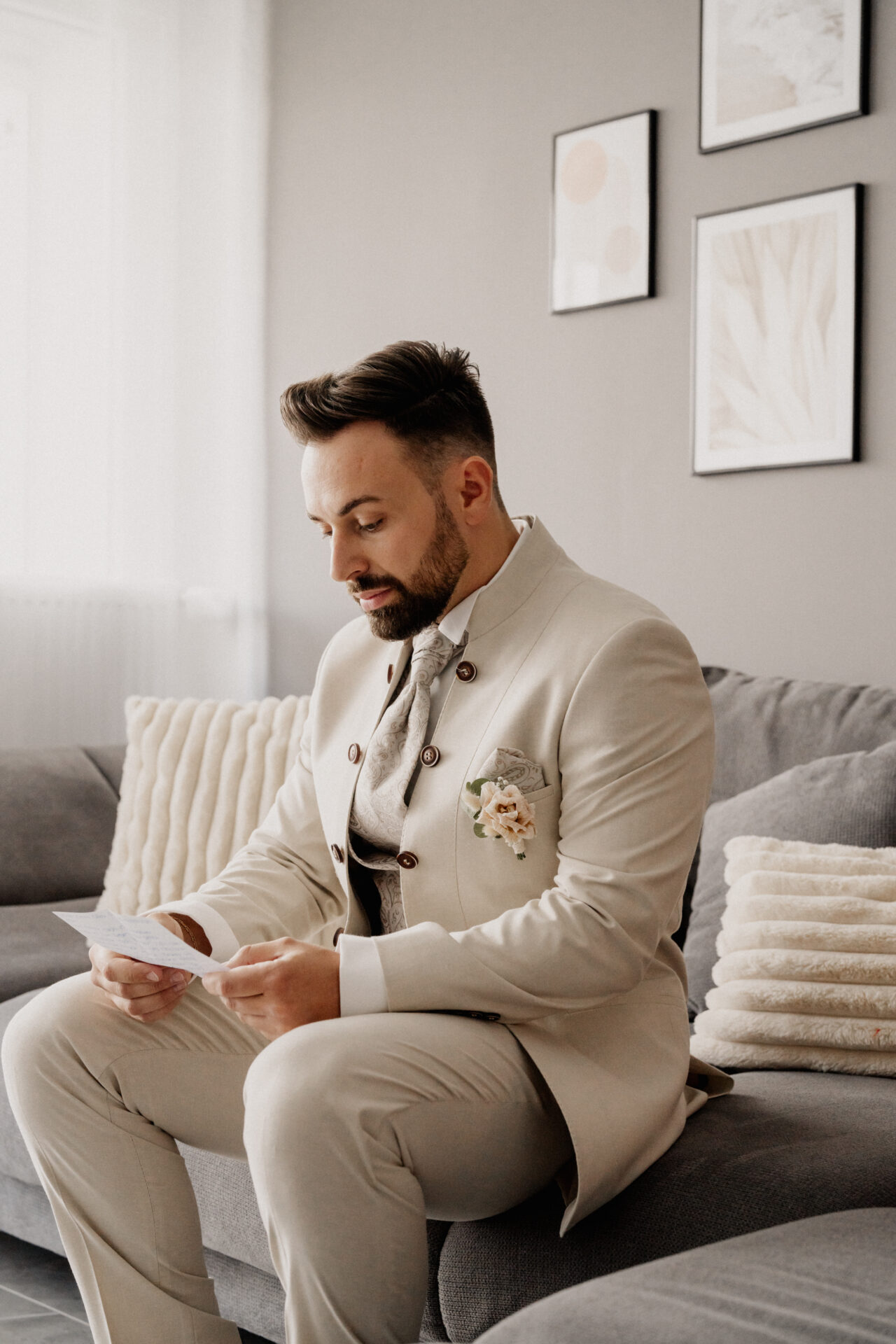 Hochzeitsfotograf Kierspe Hochzeitsvideograf Kameramann Hochzeitsfotografen Fotoreportage Hochzeitsreportage Hochzeitsfilm Videoclip Drohne Meinerzhagen Lüdenscheid Olpe Siegen Finnentrop Gummersbach Attendorn Wipperfürth Overath Lennestadt Freudenberg Halver Lindlar Schalksmühle Breckerfeld Hagen