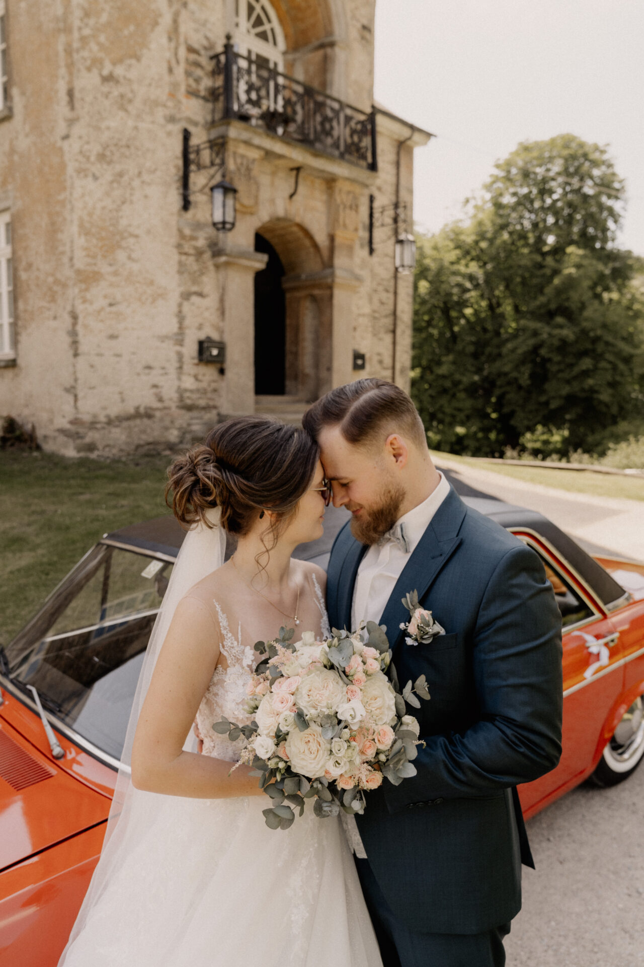 Hochzeitsfotograf Fotoshooting Brautpaar Kierspe Hochzeitsvideograf Kameramann Hochzeitsfotografen Fotoreportage Hochzeitsreportage Hochzeitsfilm Videoclip Drohne Meinerzhagen Lüdenscheid Olpe Siegen Finnentrop Gummersbach Attendorn Wipperfürth Overath Lennestadt Freudenberg Halver Lindlar Schalksmühle Breckerfeld Hagen